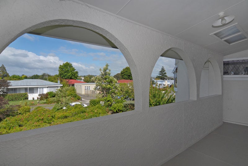 14 TRIPOLI STREET, ONEKAWA, NAPIER - Carousel 19