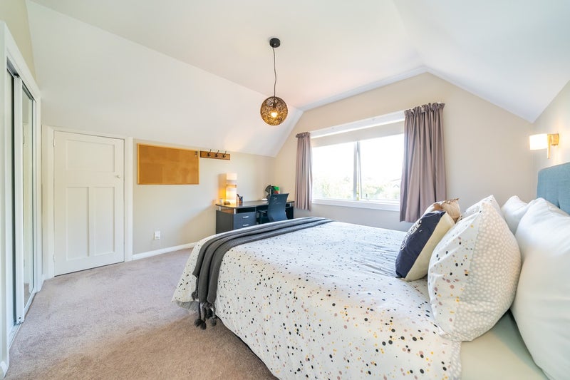 24 Bloomfield Terrace, Hutt Central, Lower Hutt - Carousel 26