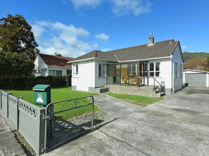 17 Wheatley Street, Naenae, Lower Hutt - Carousel 1