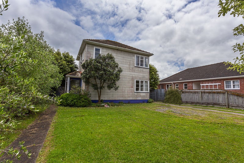 127 Rangiora Avenue, Roslyn, Palmerston North - Carousel 1