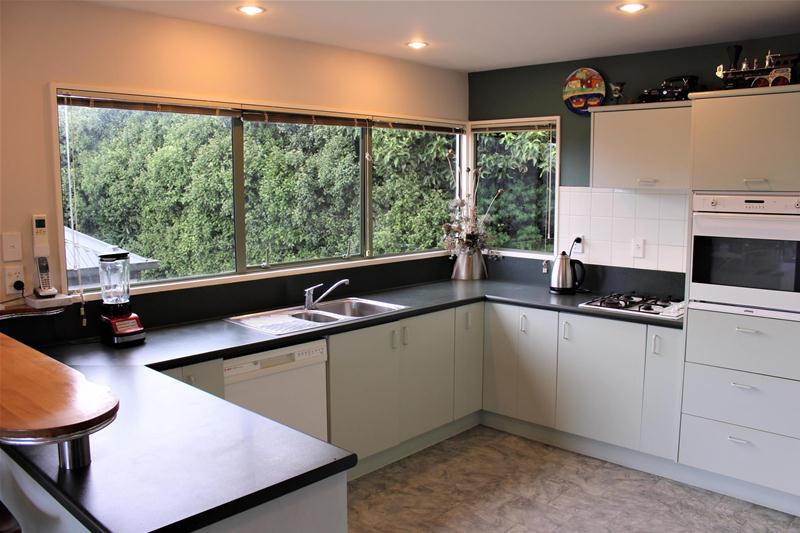 2/27 Woodlau Rise, Huntsbury, Christchurch - Carousel 2