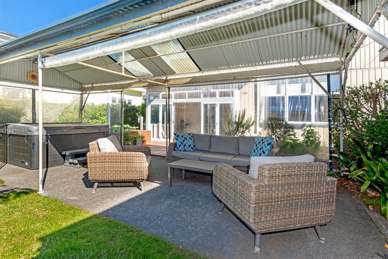 77 Stout Street, Whataupoko, Gisborne - Carousel 4
