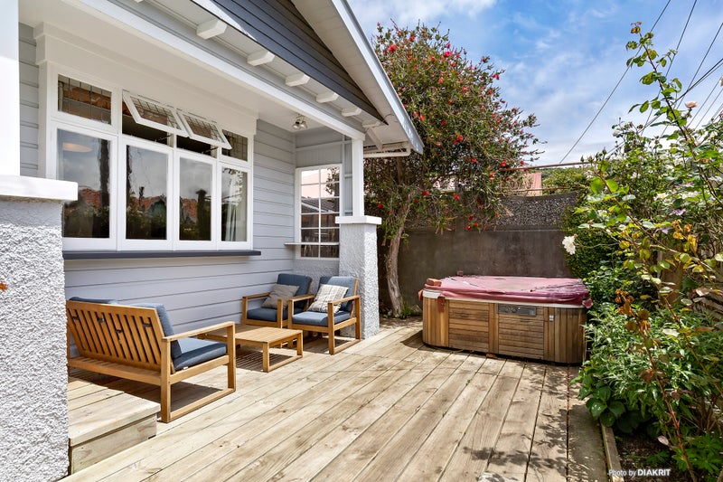 12 Avon Street, Island Bay, Wellington - Carousel 2