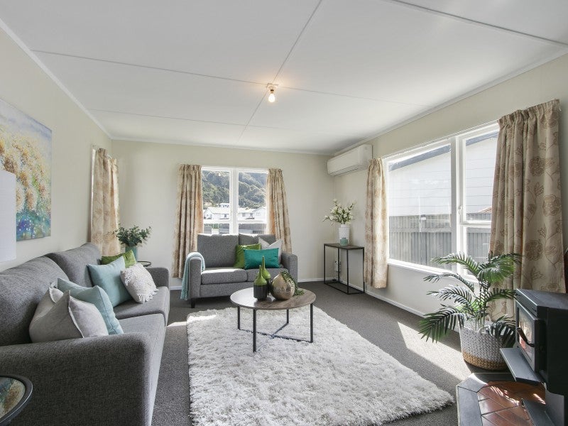 20 Rakaia Grove, Wainuiomata, Lower Hutt - Carousel 2