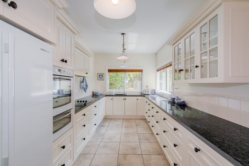 16 Webb Street, St Albans, Christchurch - Carousel 2