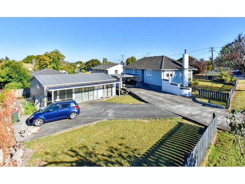 49 Buller Crescent, Manurewa, Auckland - Carousel 1