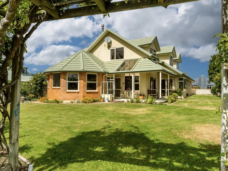 27 Melmore Terrace, Cromwell, Cromwell - Carousel 2
