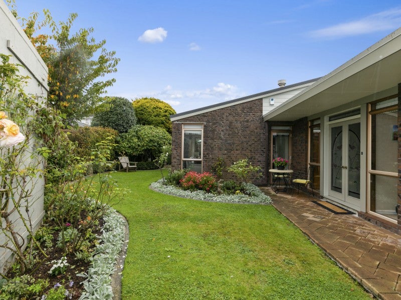 48A Totara Crescent, Woburn, Lower Hutt - Carousel 1