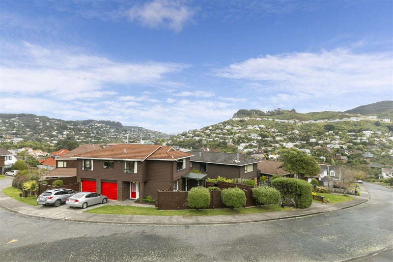 35 Thatcher Crescent, Crofton Downs, Wellington - Carousel 19