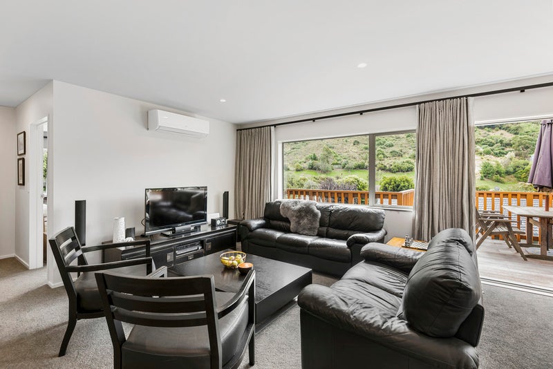 15 Cascade Place, Sumner, Christchurch - Carousel 2
