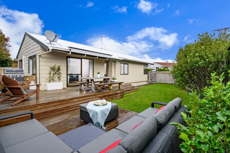 3/69 Lancaster Road, Beach Haven, Auckland - Carousel 1