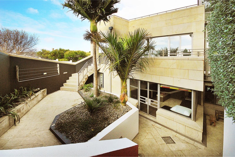 19 Salamanca Road, Kelburn, Wellington - Carousel 22