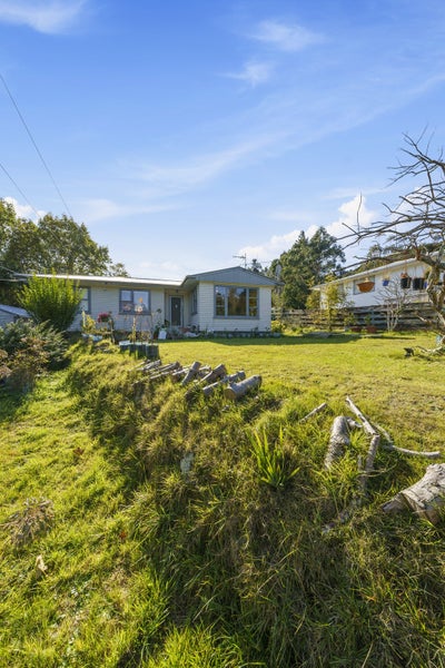 13 Gawler Grove, Wainuiomata, Lower Hutt - Carousel 17