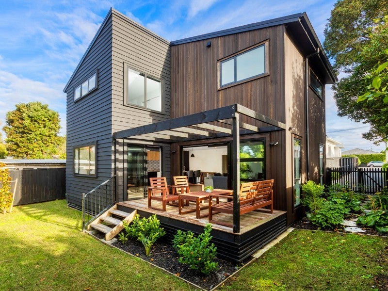 21A Moa Road, Point Chevalier, Auckland - Carousel 22