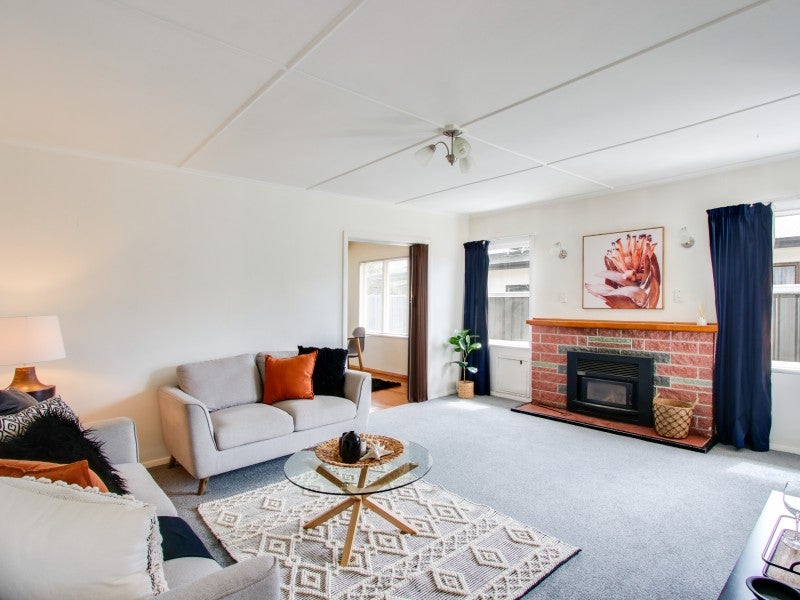 7 Coverdale Street, Onekawa, Napier - Carousel 2