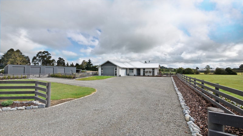 1664B Hoskyns Road, Kirwee - Carousel 1