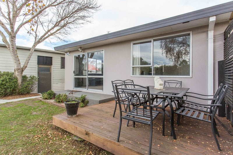 6A Hersham Place, Bromley, Christchurch - Carousel 2