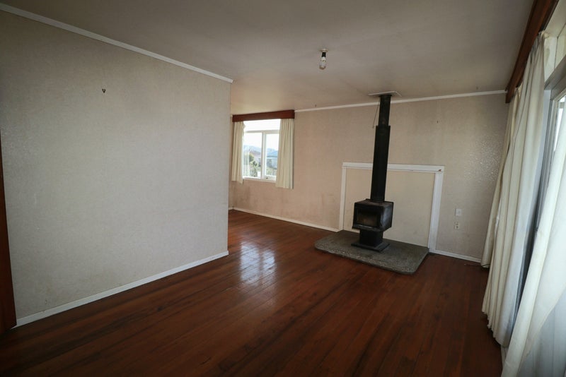 69A George Street, Hikurangi, Hikurangi - Carousel 2