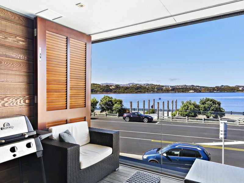 N103/326 Evans Bay Parade, Hataitai, Wellington - Carousel 2