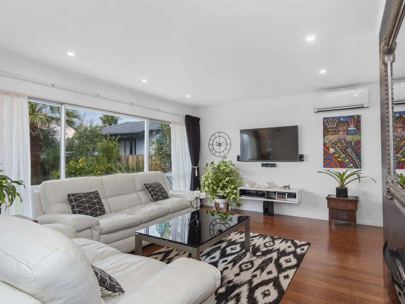 46 Lyn Street, Lynmouth, New Plymouth - Carousel 2