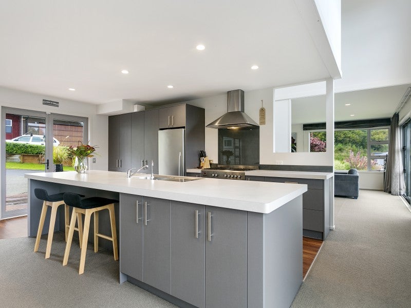 2 Meliss Brae, Rangatira Park, Taupo - Carousel 2