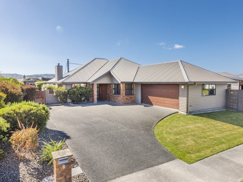 8 Trump Place, Kelvin Grove, Palmerston North - Carousel 1