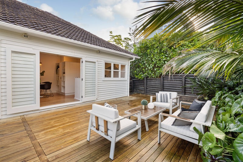 76C Rukutai Street, Orakei, Auckland - Carousel 1