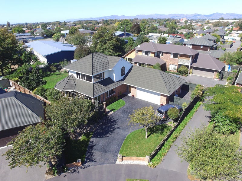 29 Thornwood Place, Redwood, Christchurch - Carousel 1