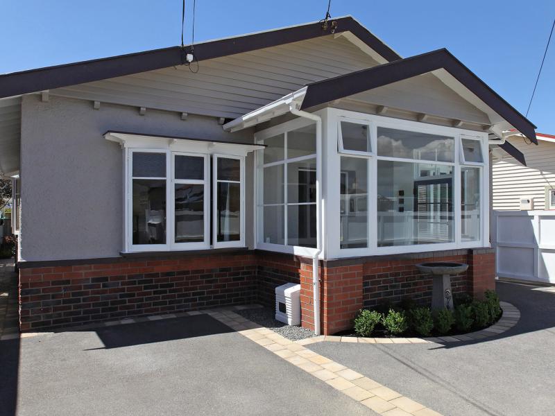 14 Collins Street, Petone, Lower Hutt - Carousel 2