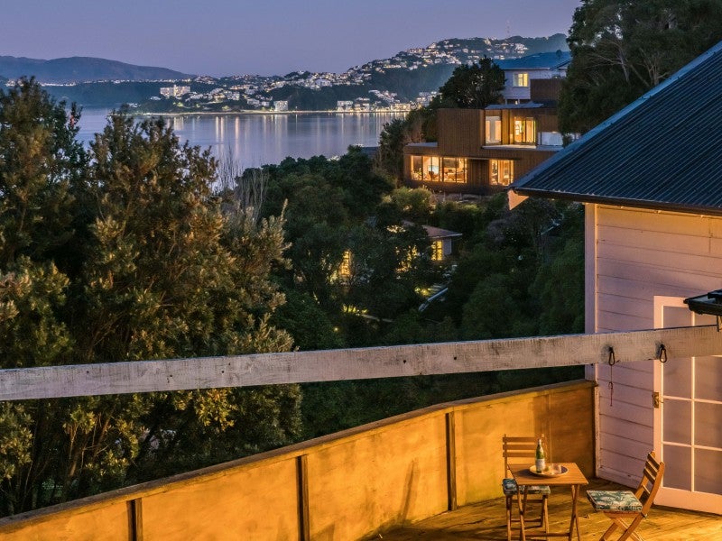 84 Barnard Street, Wadestown, Wellington - Carousel 2