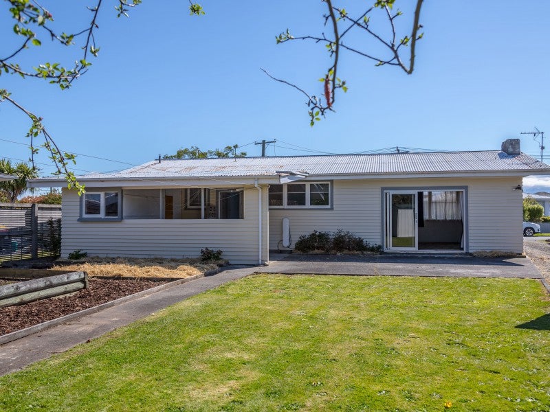 28 Wavell Crescent, Lansdowne, Masterton - Carousel 19