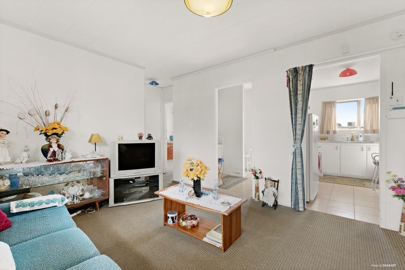 3/17 Luke Street, Otahuhu, Auckland - Carousel 2