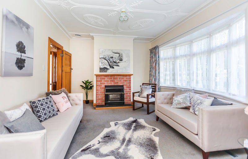 1/5 Raymond Terrace, Fairfield, Lower Hutt - Carousel 2