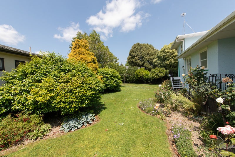 2 York Place, Awapuni, Palmerston North - Carousel 2