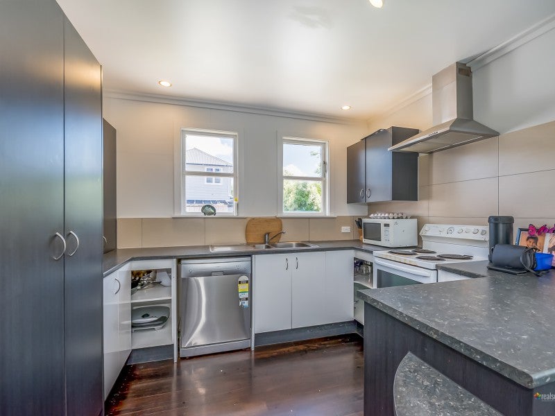 48 Seddon Street, Naenae, Lower Hutt - Carousel 2