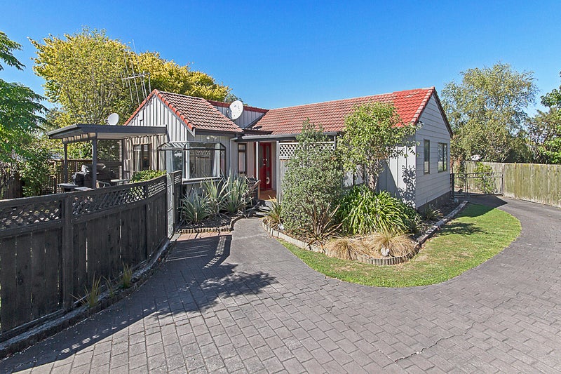 19 Chadwick Place, Highbury, Palmerston North - Carousel 1
