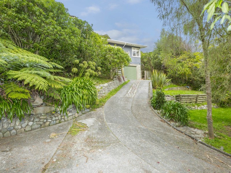 29 Blue Mountains Road, Silverstream, Upper Hutt - Carousel 20