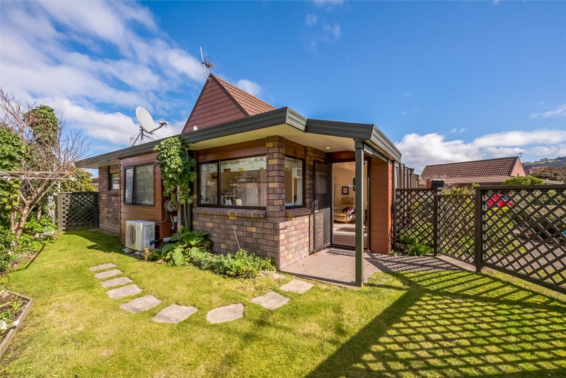 8/18 King Street, Petone, Lower Hutt - Carousel 1