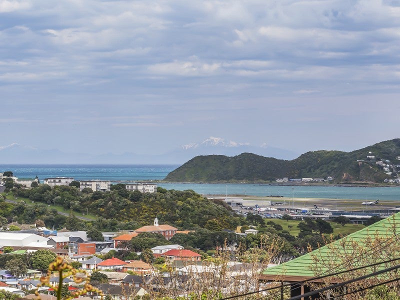 6 Seatoun Heights Road, Seatoun, Wellington - Carousel 2