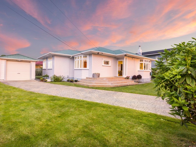 1/50 King Street, Ebdentown, Upper Hutt - Carousel 1