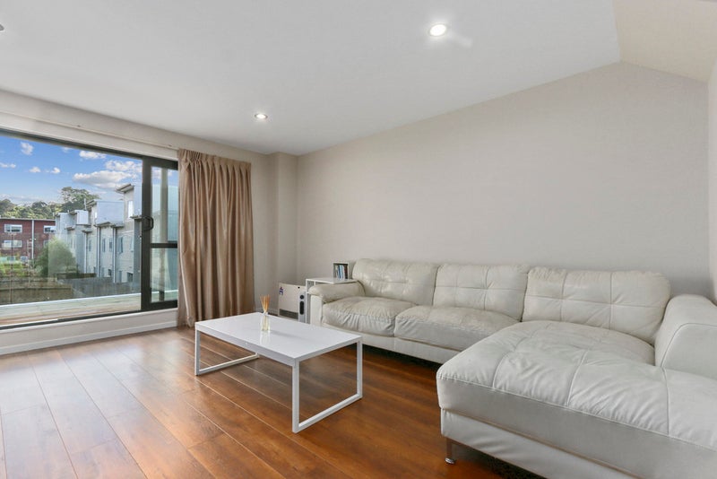 60/5 Perekia Street, Albany, Auckland - Carousel 2