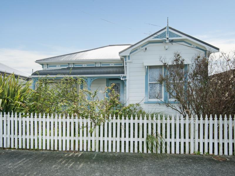 19 Emerson Street, Petone, Lower Hutt - Carousel 1