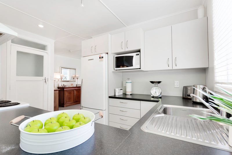 27 Mary Crescent, Elderslea, Upper Hutt - Carousel 2