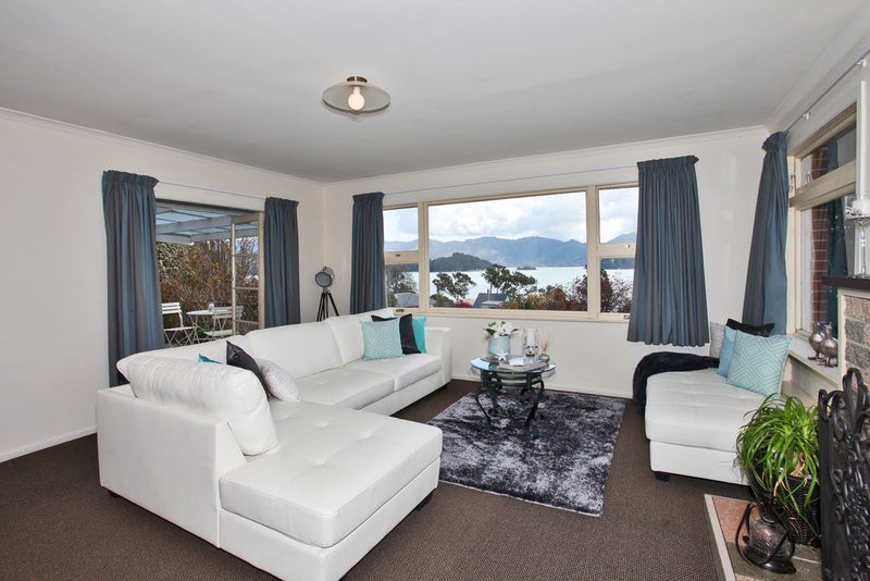 13 Andersons Road, Lyttelton - Carousel 1