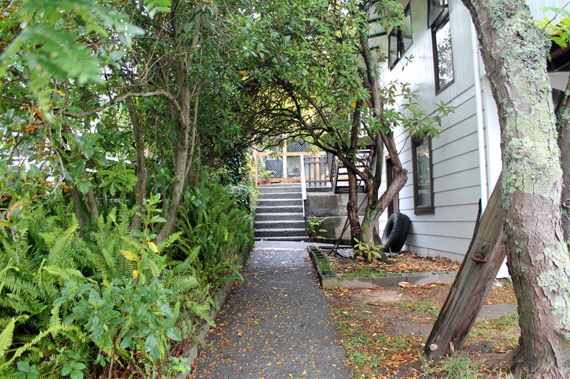 45 Edelweiss Grove, Timberlea, Upper Hutt - Carousel 2