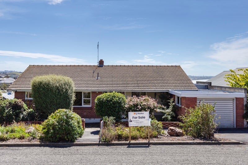 24 Avon Street, South Hill, Oamaru - Carousel 1
