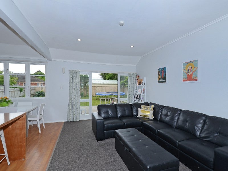 63 Naenae Road, Naenae, Lower Hutt - Carousel 1