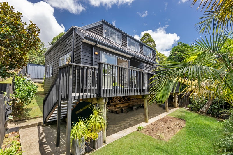 102A Gowing Drive, Meadowbank, Auckland - Carousel 1