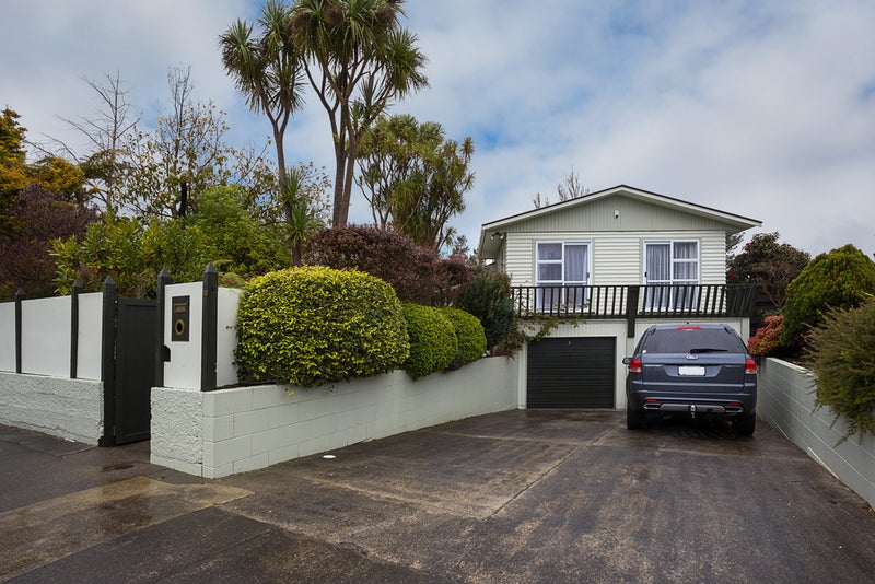 83 Ruamahanga Crescent, Terrace End, Palmerston North - Carousel 1