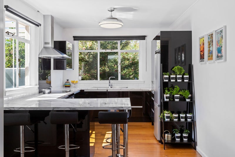 39 Mahars Road, Mairehau, Christchurch - Carousel 1